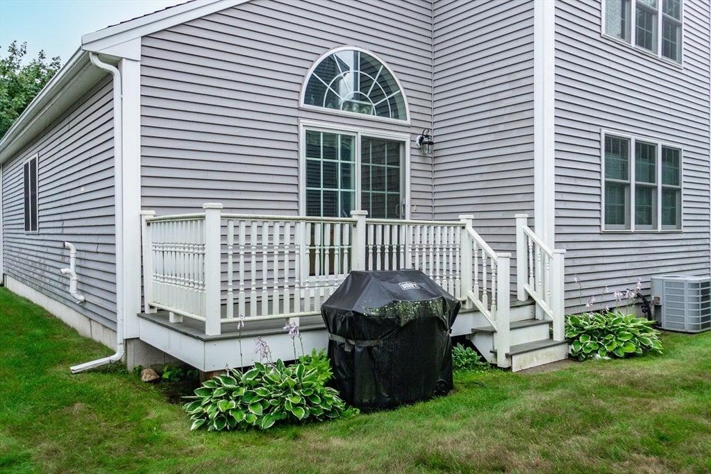 304 Village Ln #304, Bellingham, MA Photo #24