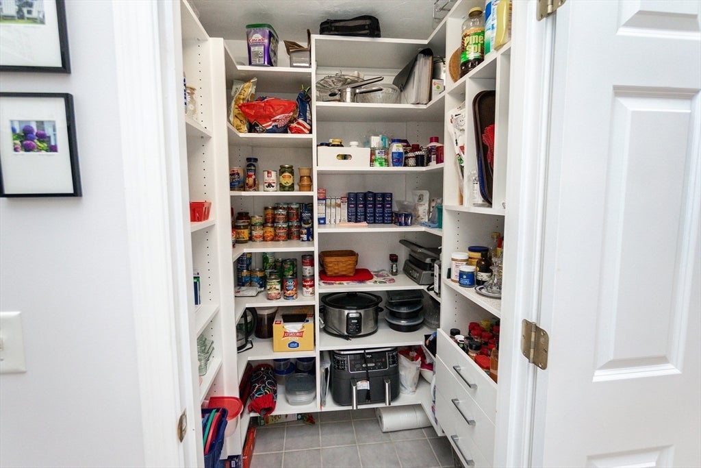 304 Village Ln #304, Bellingham, MA Photo #8