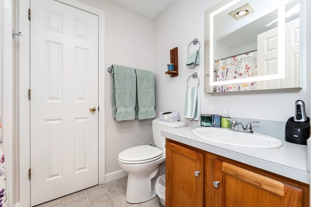 304 Village Ln #304, Bellingham, MA Photo #14