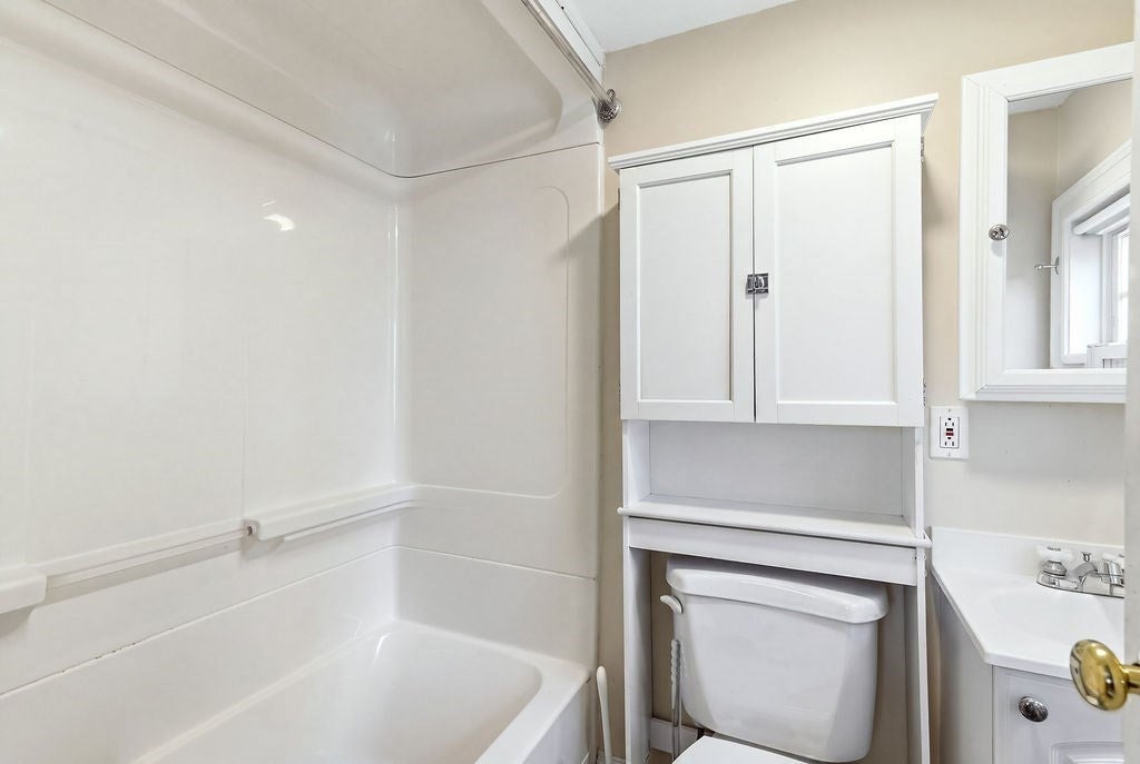 929 S Franklin St, Holbrook, MA, 929 S Franklin St, Holbrook, MA Photo #17