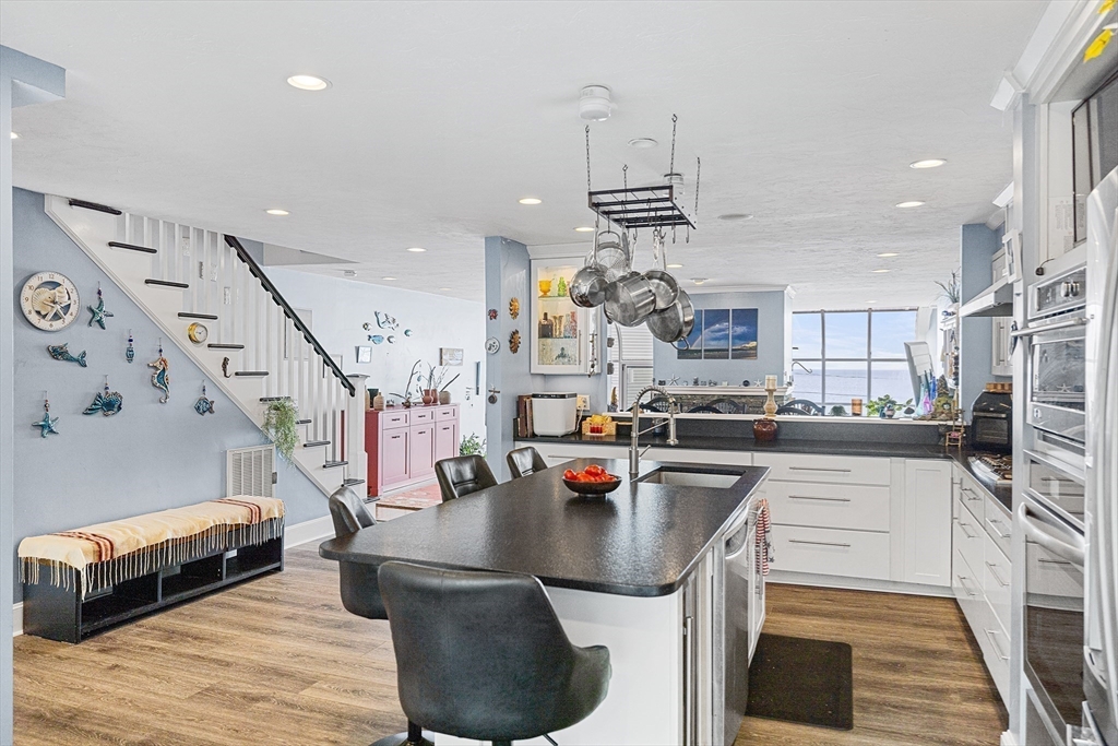 48 Valley Beach Ave 3