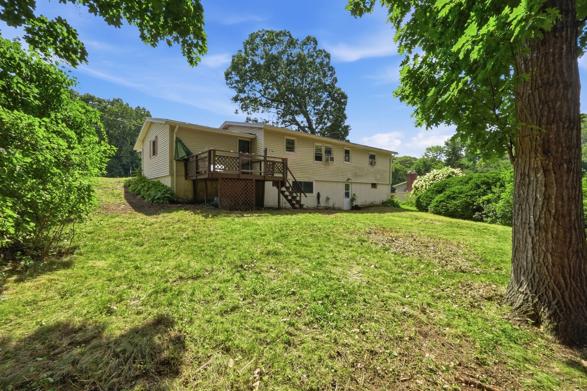 8 Tanglewood Road, Leicester, MA, 8 Tanglewood Road, Leicester, MA Photo #32