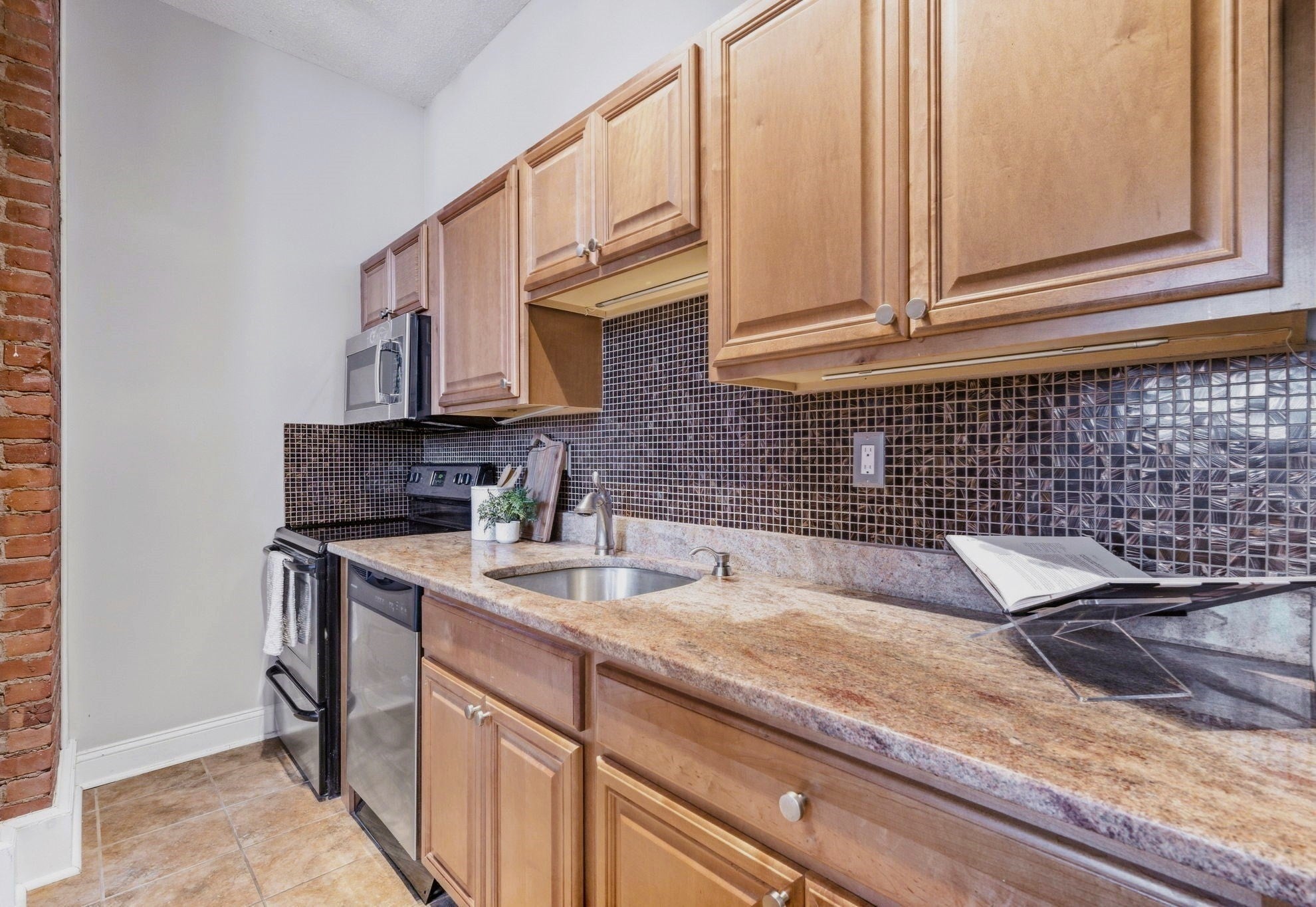 54 Forest St #212, Medford, MA, 54 Forest St #212, Medford, MA Photo #12