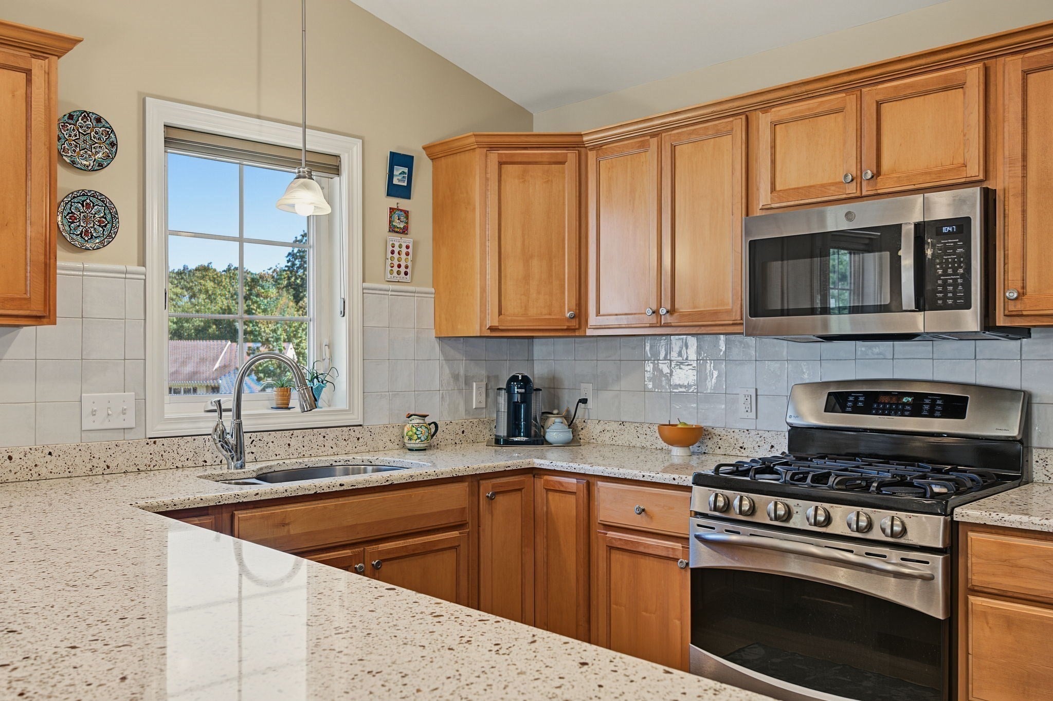 49 Silver Crest Lane #49, Greenfield, MA, 49 Silver Crest Lane #49, Greenfield, MA Photo #5