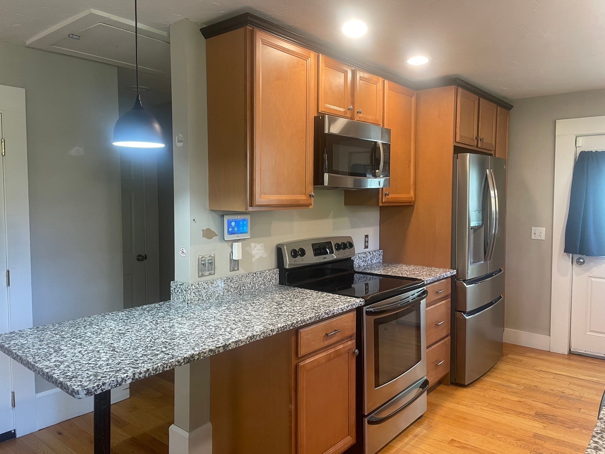987 Bedford Street, Whitman, MA, 987 Bedford Street, Whitman, MA Photo #6
