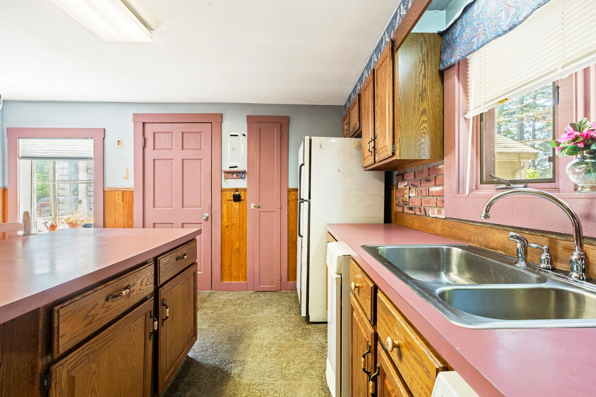 156 Main St, Douglas, MA, 156 Main St, Douglas, MA Photo #8