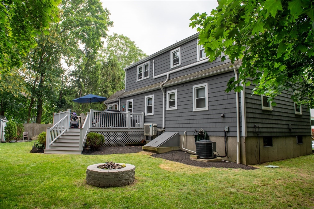 15 Lambert Av
