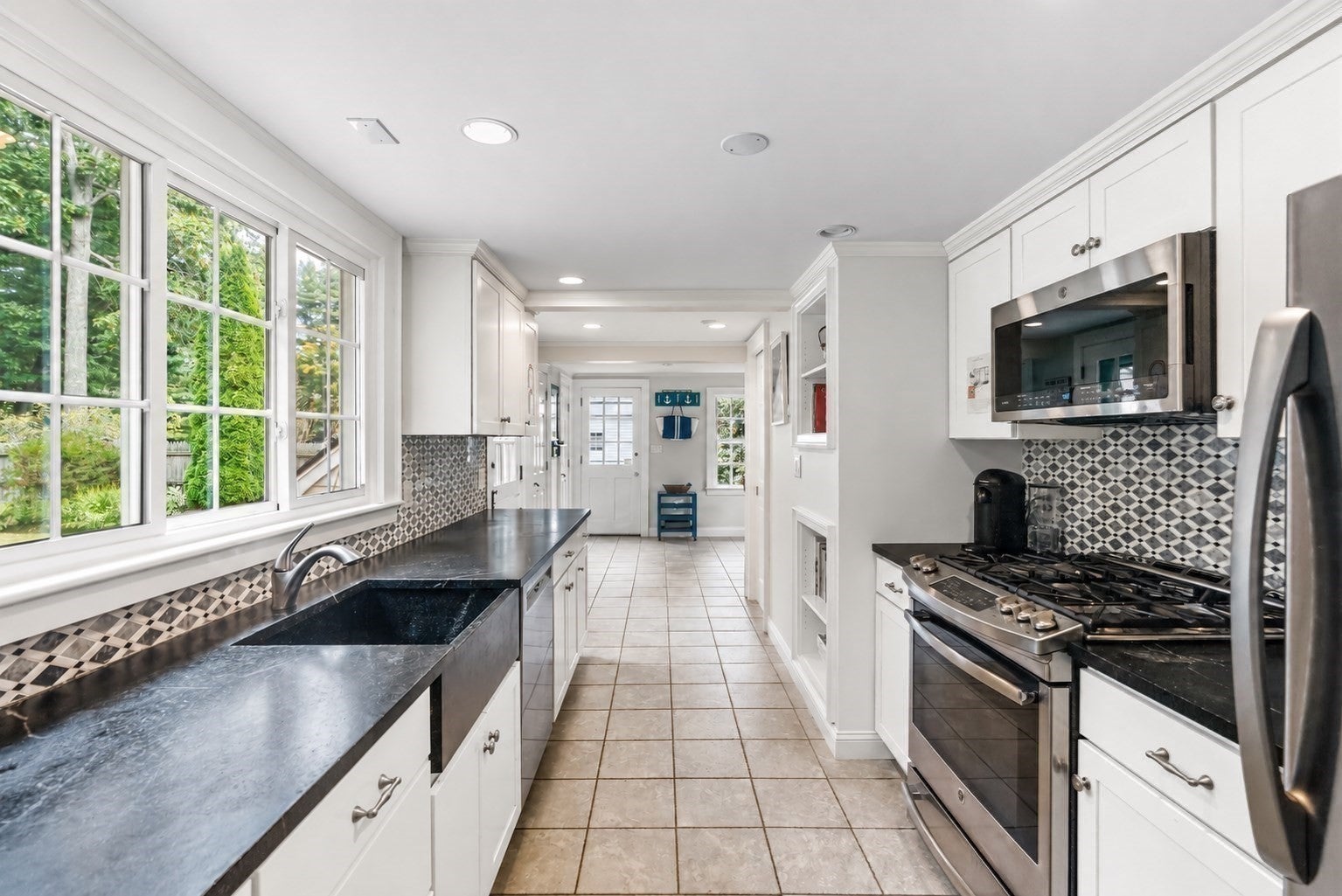 42 Plain Rd, Wayland, MA, 42 Plain Rd, Wayland, MA Photo #6