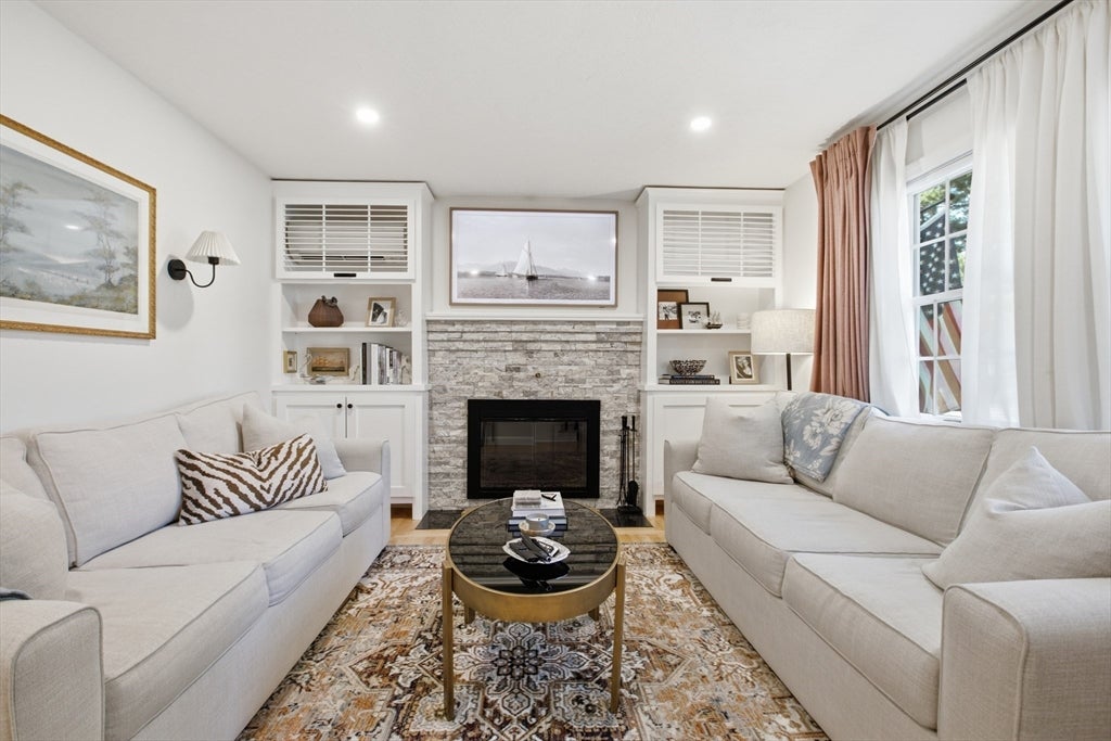 2 Captiva Rd #C, Walpole, MA, 2 Captiva Rd #C, Walpole, MA Photo #3
