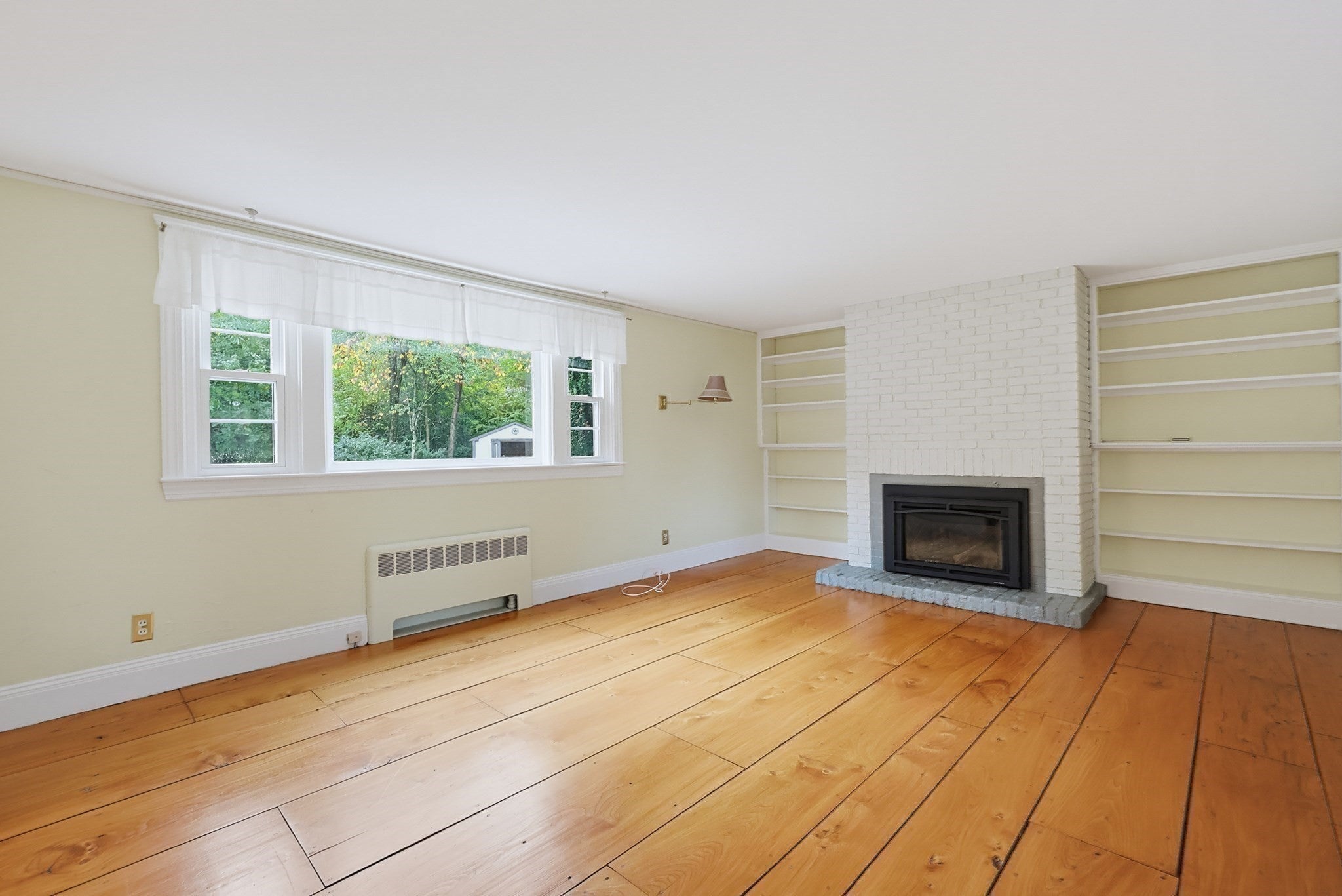 486 Belknap Rd, Framingham, MA, 486 Belknap Rd, Framingham, MA Photo #10