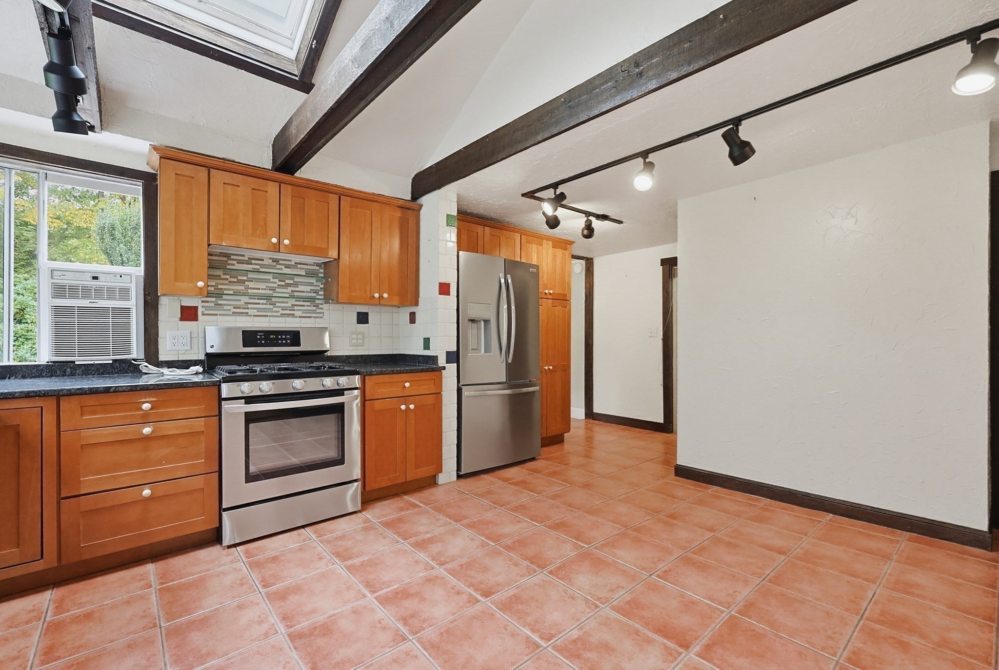 486 Belknap Rd