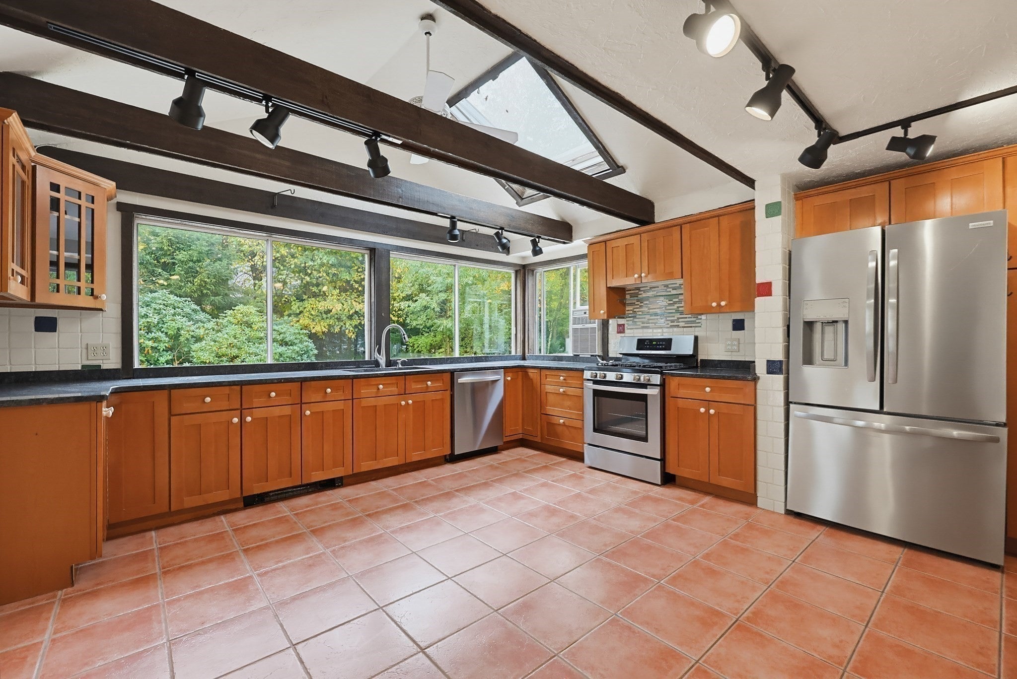 486 Belknap Rd