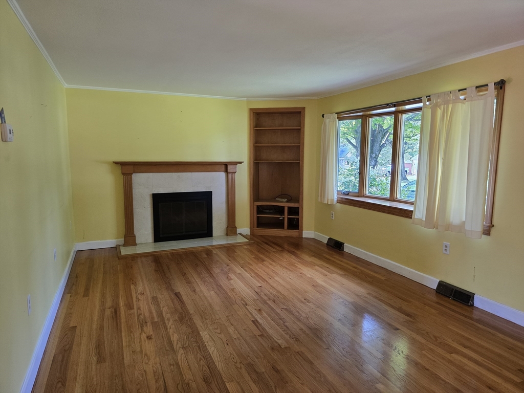 121 Huntington Road