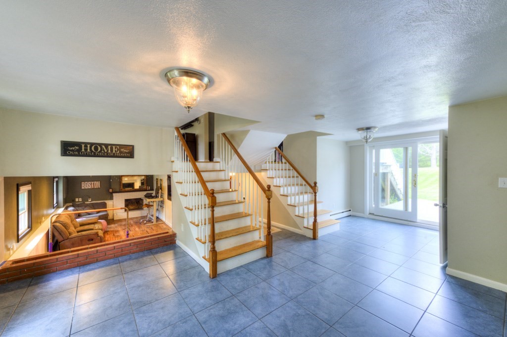 36 Winthrop St