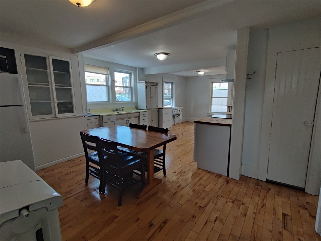 292 Cedar St