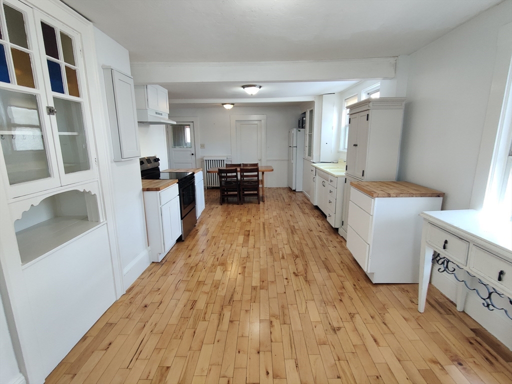 292 Cedar St