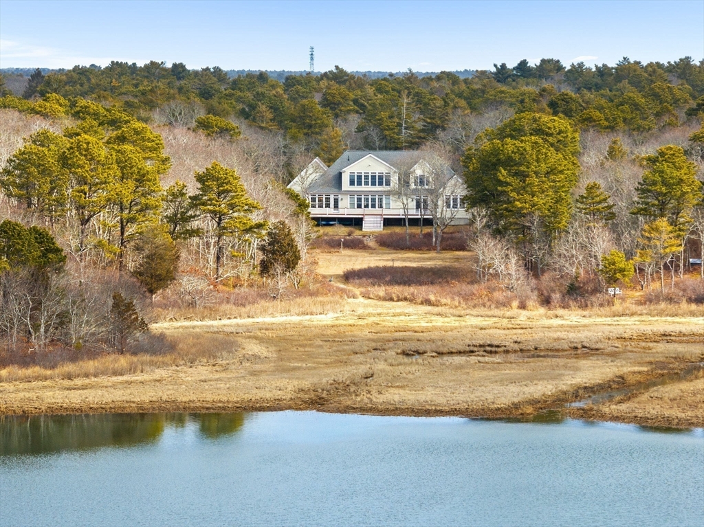 10 Cliffs Road