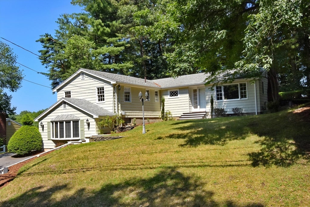 39 Winona Street