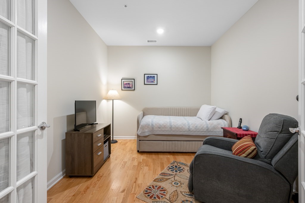 1105 Peters Farm Way 105