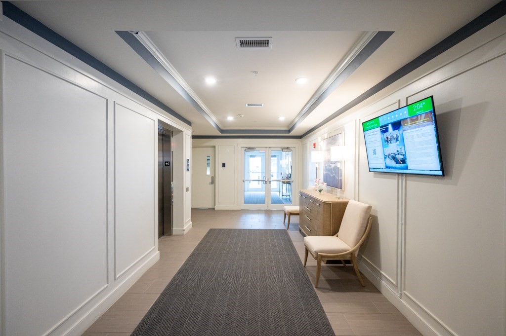 1105 Peters Farm Way 105