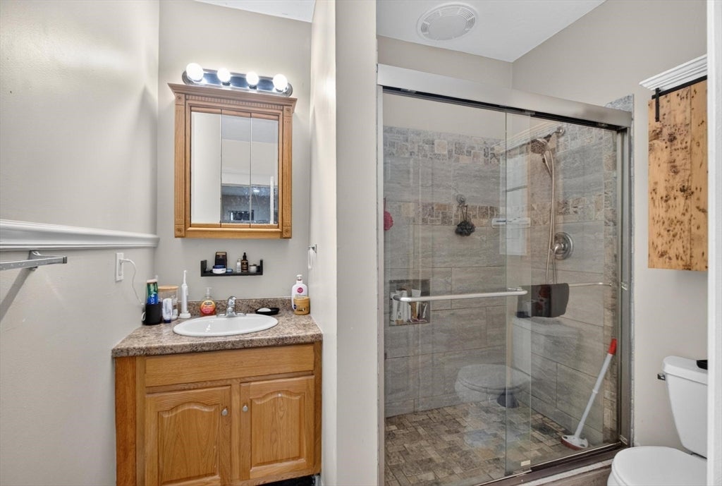 55 Elmwood Ave, Fitchburg, MA, 55 Elmwood Ave, Fitchburg, MA Photo #26