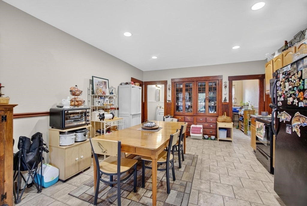 55 Elmwood Ave, Fitchburg, MA, 55 Elmwood Ave, Fitchburg, MA Photo #3