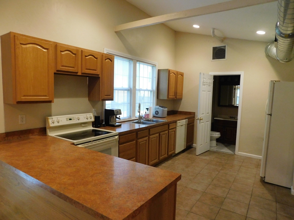 250-A Parkerville Road E