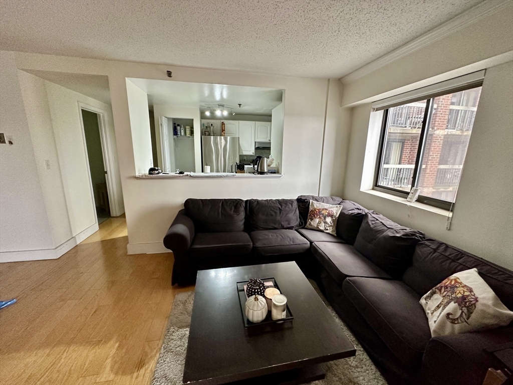 15 N Beacon St 608