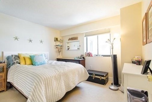 15 N Beacon St 608