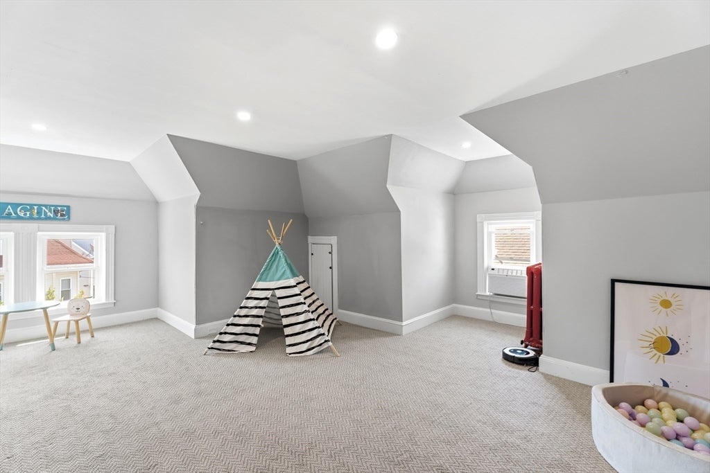 19 Gilmore St, Everett, MA Photo #35