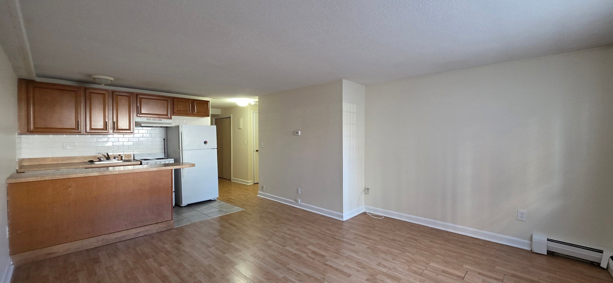 Click for 90 Gardner St #3B, Boston, MA slideshow