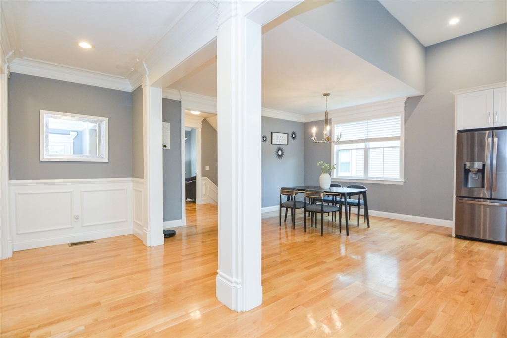 Medway, Massachusetts 02053, United States, 3 Bedrooms Bedrooms, ,3 BathroomsBathrooms,Residential,Active,161065