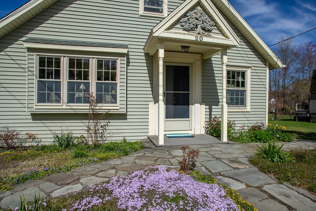 20 Cottage Ln