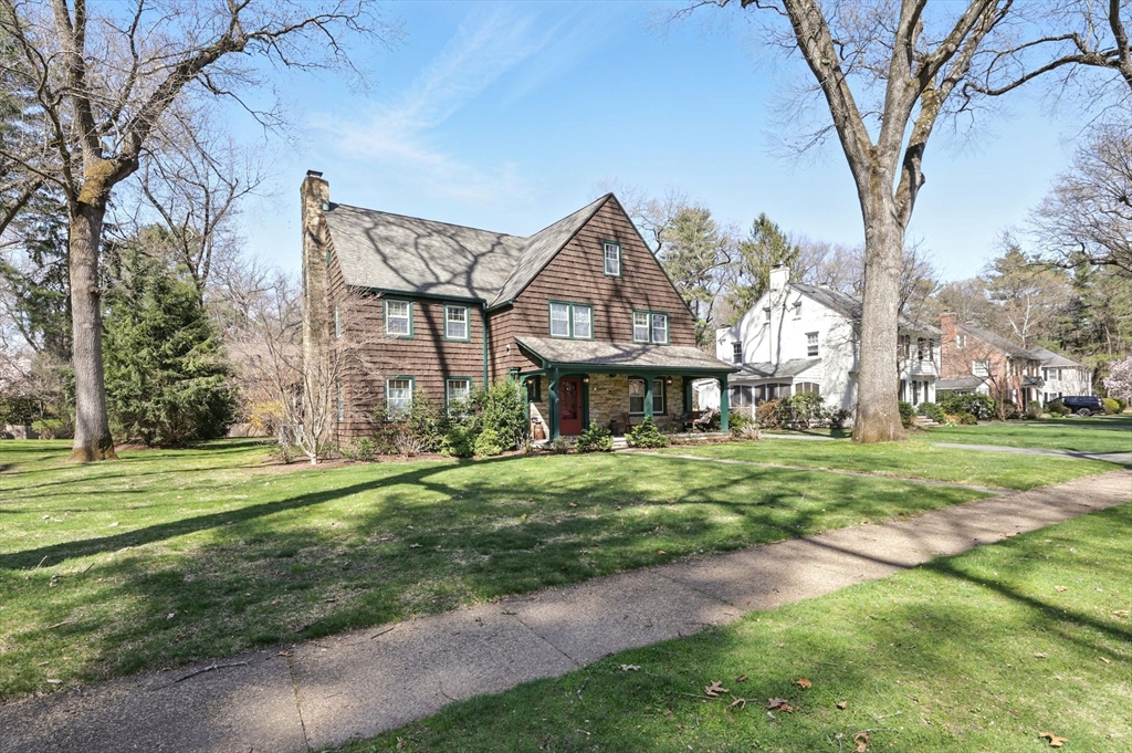 20 Brittany Rd