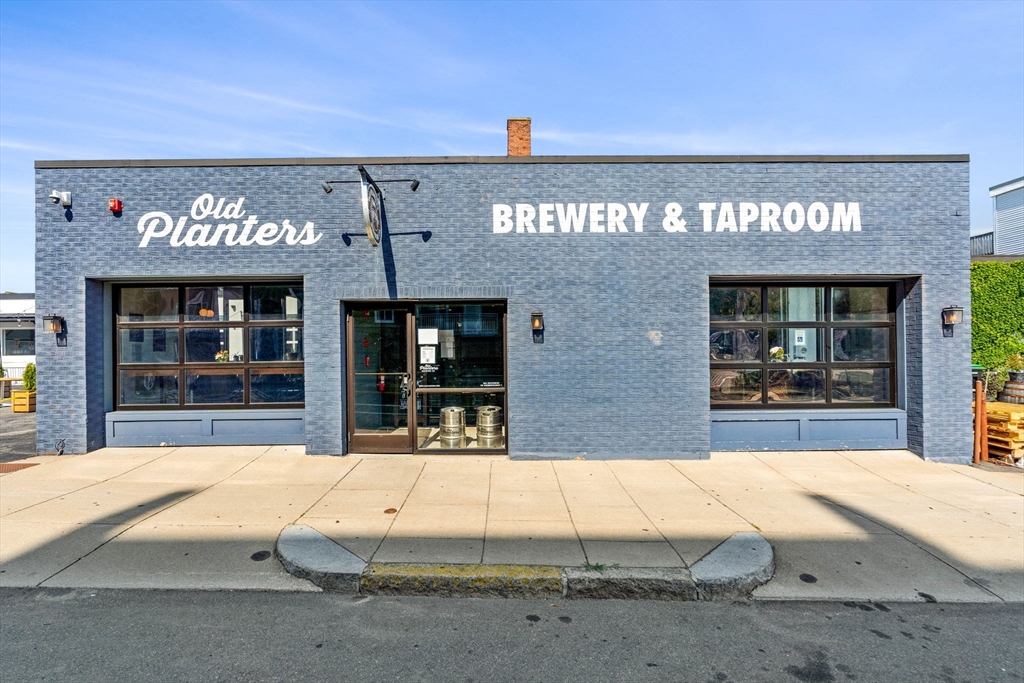 232 Rantoul St