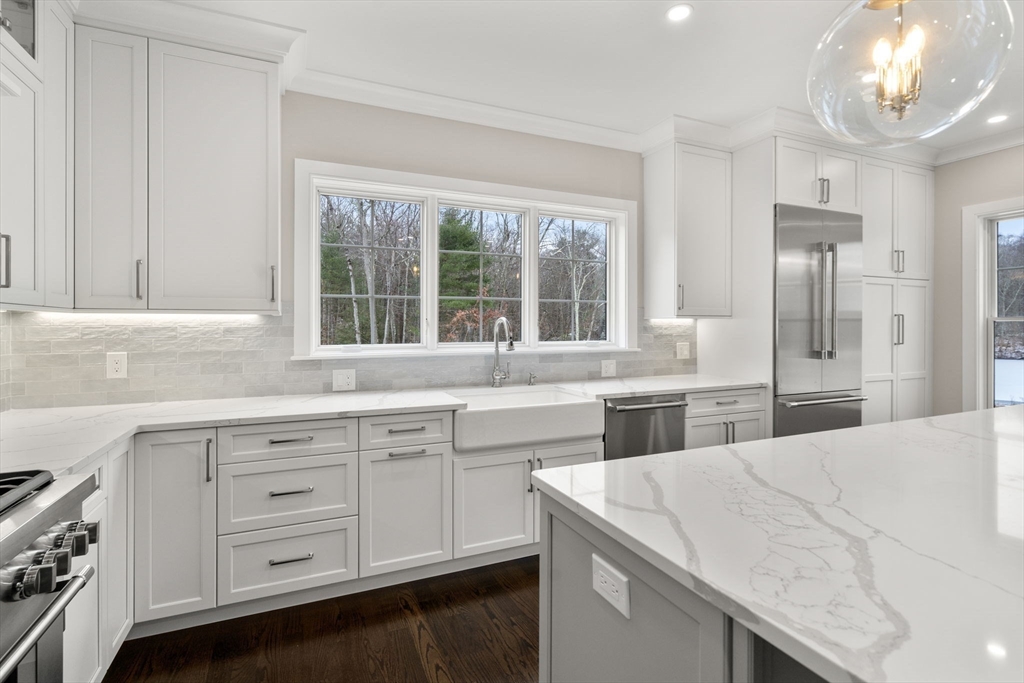 87 Horrigan Drive 8
