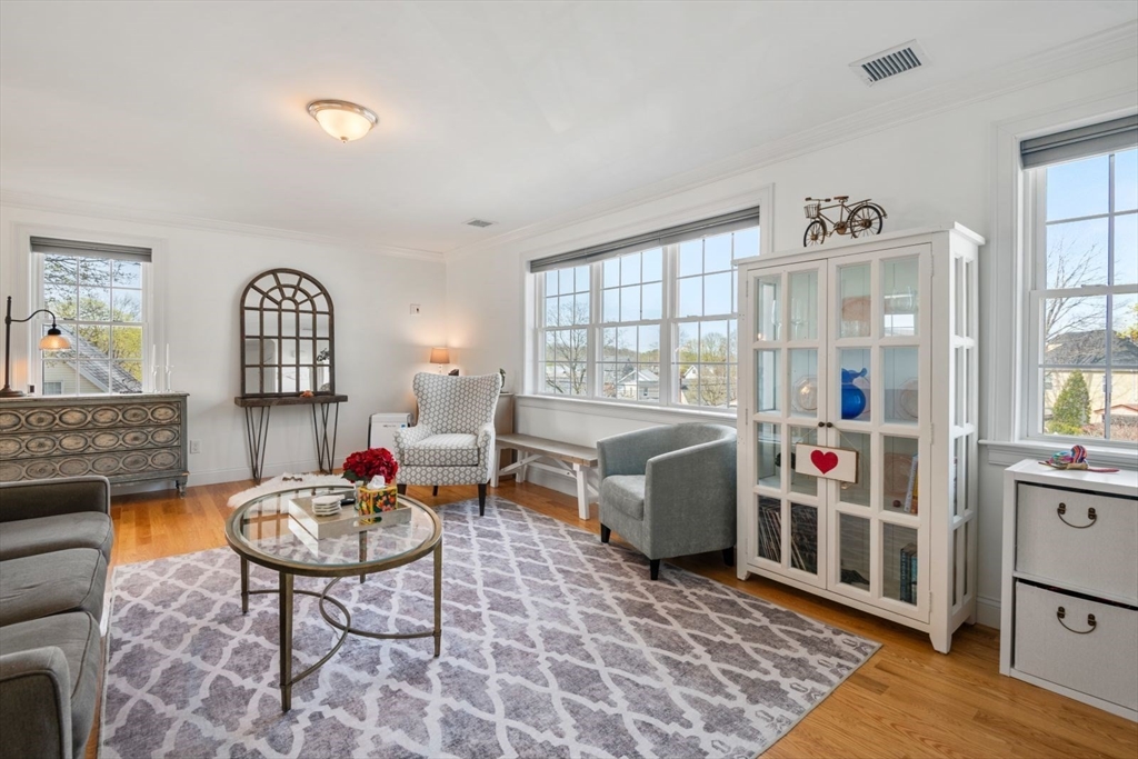 260 West Street 8