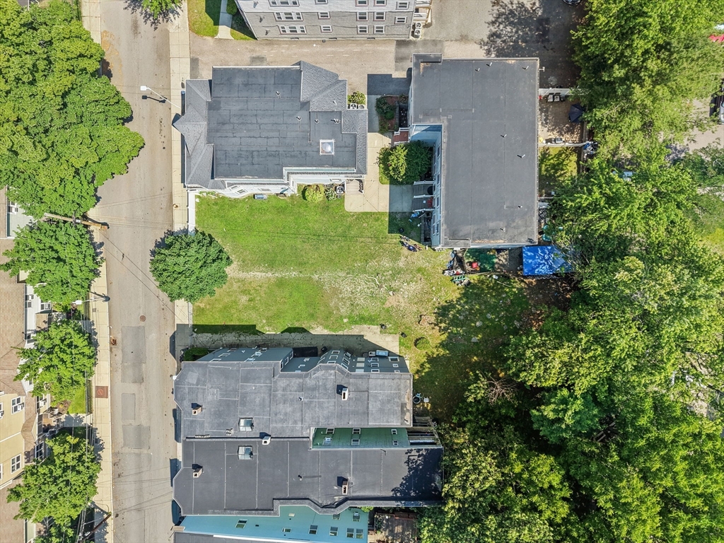 34 Cobden St
