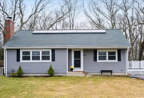7 Cote St Attleboro MA 02703
