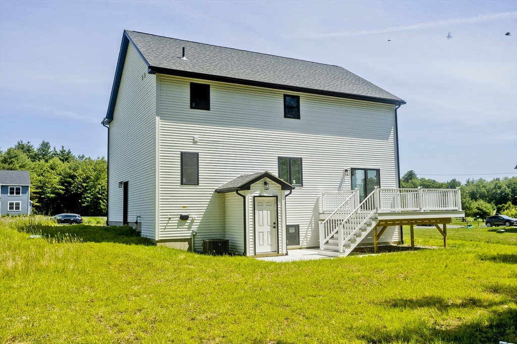 11 Woodland Lane