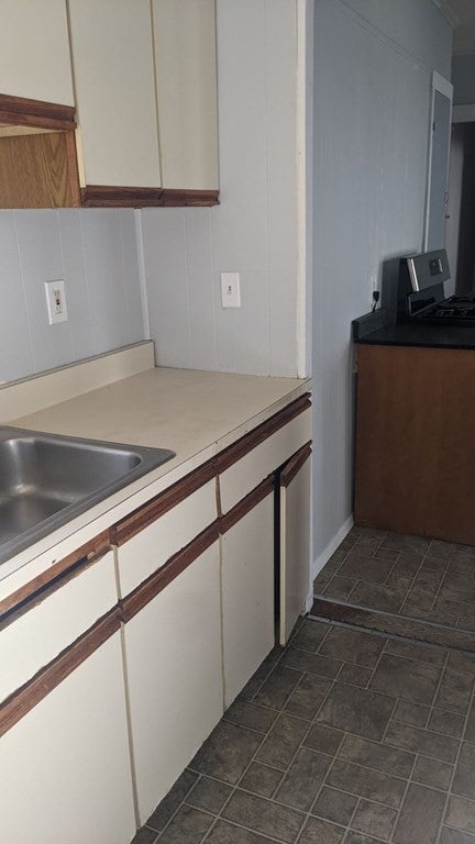 137 Cedar St #2, Haverhill, MA, 137 Cedar St #2, Haverhill, MA Photo #3