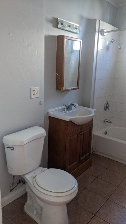 137 Cedar St #2, Haverhill, MA, 137 Cedar St #2, Haverhill, MA Photo #6