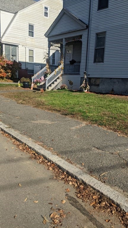137 Cedar St #2, Haverhill, MA, 137 Cedar St #2, Haverhill, MA Photo #2