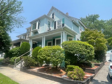 115 Eastern Ave Lynn MA 01902