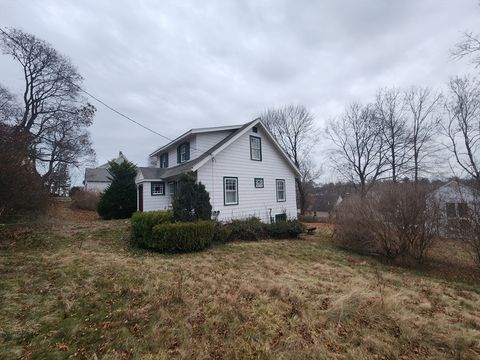 14 Simmons Rd Hingham MA 02043