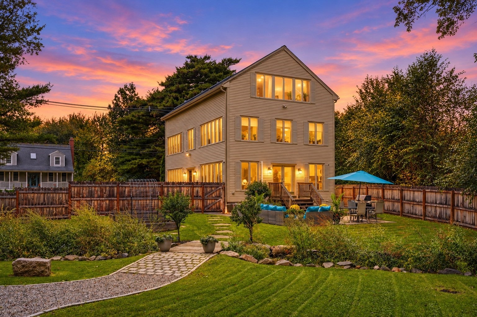 111 Ferry Rd