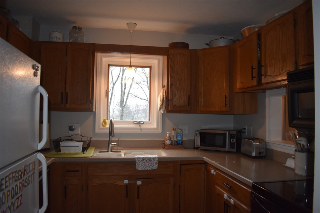82 Londonderry Rd 82
