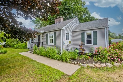 Photo of 35 Pinehurst St, Westfield, MA 01085 (MLS # 73544951)