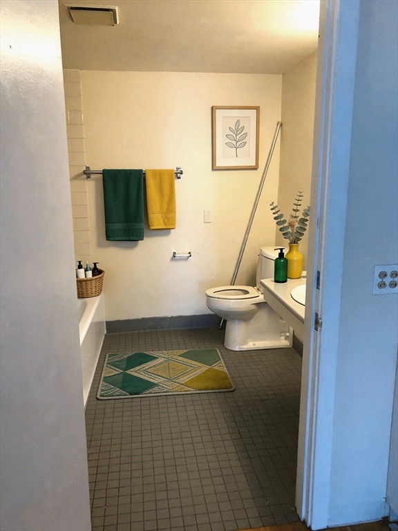 61 Brookline Avenue 311