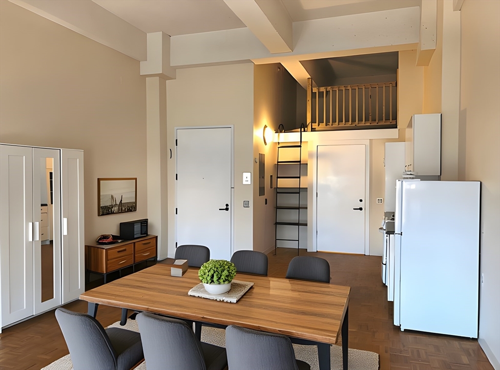 61 Brookline Avenue 311